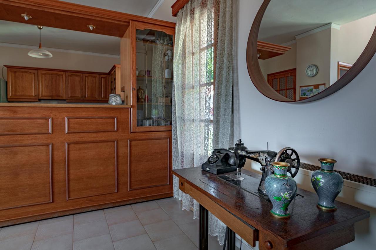 פורוס Golden Flower'S Apartment מראה חיצוני תמונה
